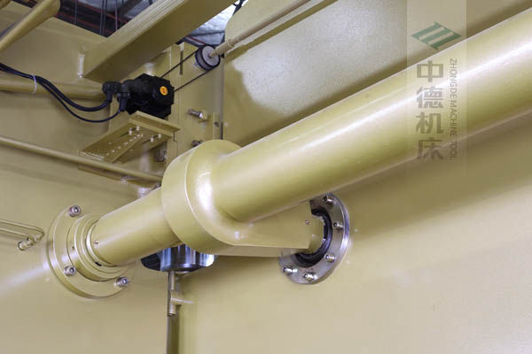 ZDP-20050高精度扭軸同步裝置，采用知名品牌關節軸承，經久耐用.jpg